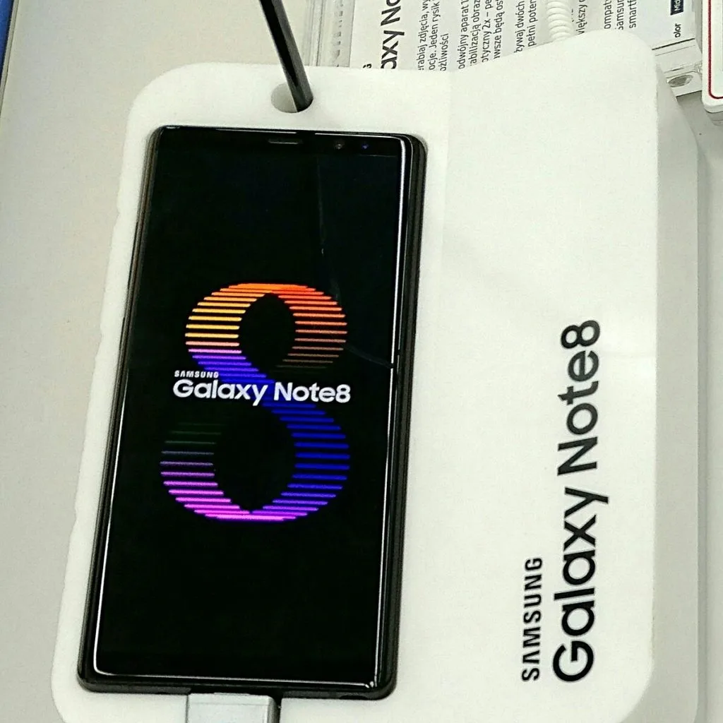 samsung galaxy note 8 w pudełku